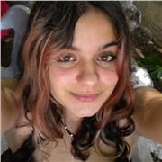 Soy responsable y trabajadora, me gustaría ayudar a niños para que prosperen en los estudios y los valores como me enseñaron a mí.